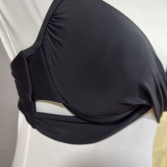 Xhilaration Black Push-Up Underwire Bikini Swim Top - Picture 2 of 7